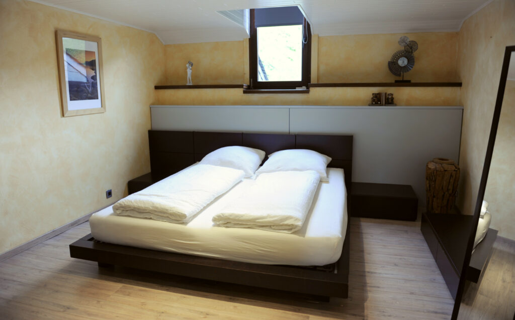 Schlafzimmer3 Rodescht